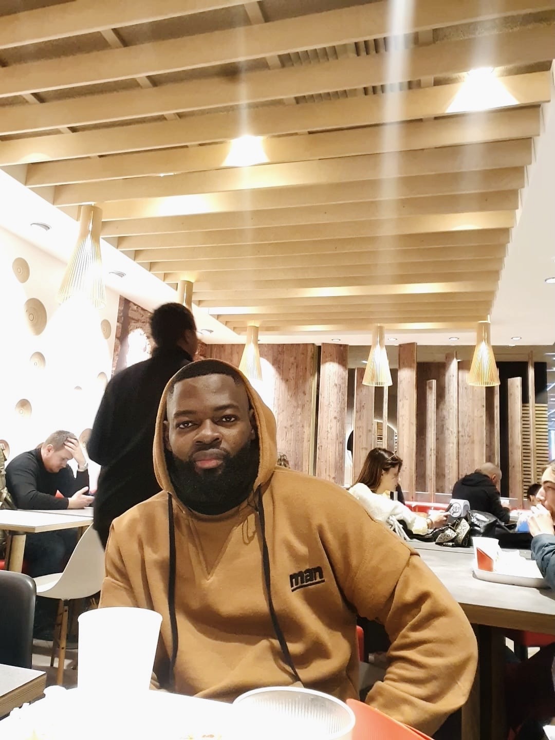 Profilo di Charafdine